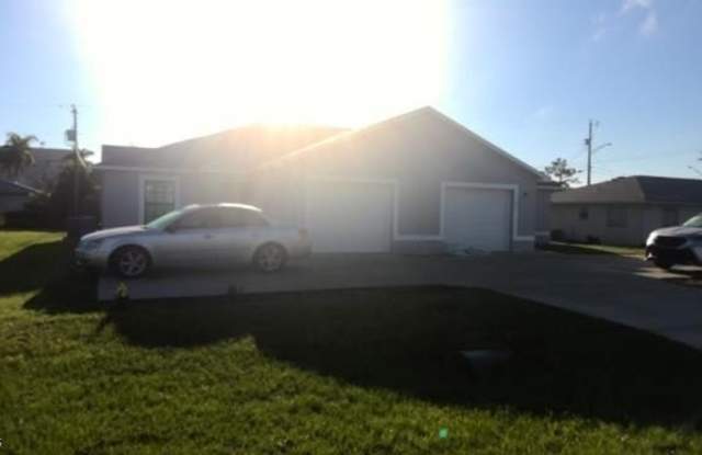 Photo of 1123 SE 5th Court