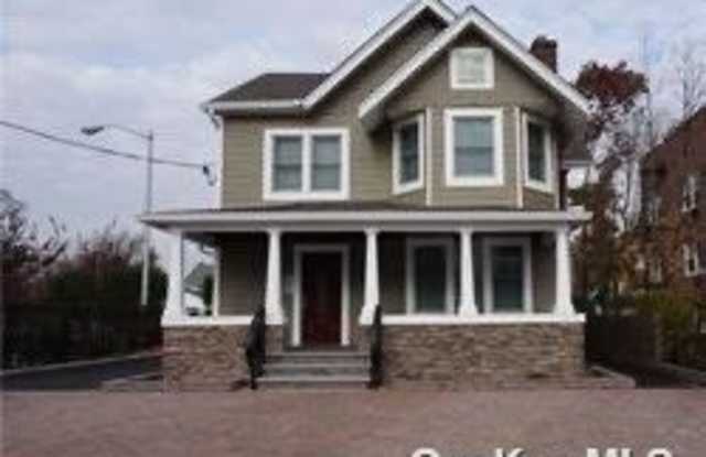 39 Grand Avenue