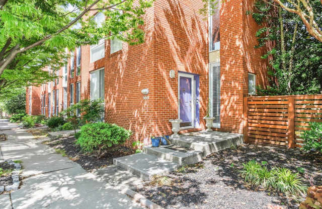 909 COVINGTON STREET