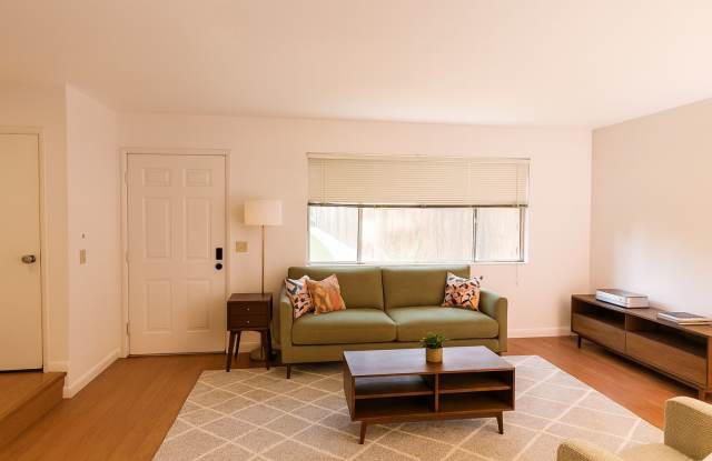 Adorable 3-bedroom, 1.5-bath condo just a short walk to Davis Senior High School. Enjoy $500 off the second month’s rent!