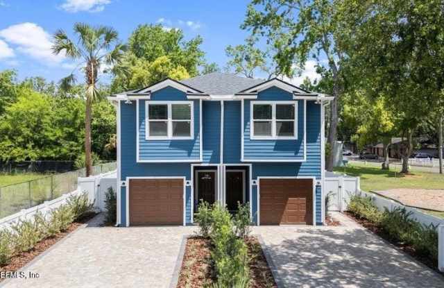 Photo of 3229 LENOX Avenue