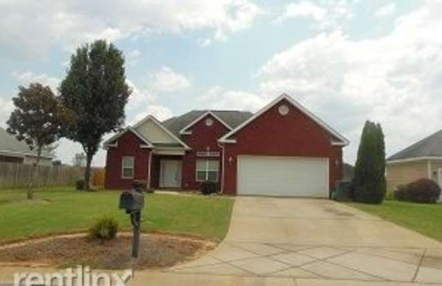 303 Beechwood Dr - 303 Beechwood Drive, Warner Robins, GA 31005