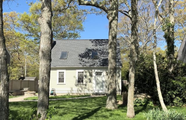 97 Shore Drive - 97 Shore Drive, Plymouth County, MA 02360