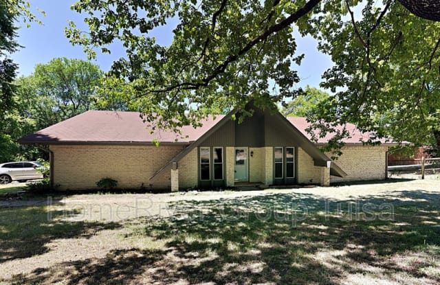 310 N Lynn Lane Rd - 310 N Lynn Lane Rd, Catoosa, OK 74116