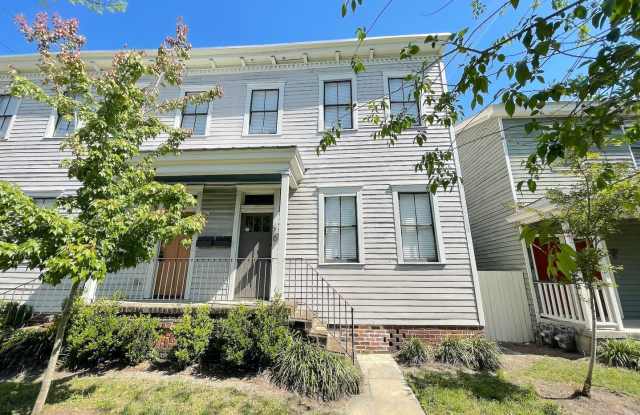2 BED | 2 BATH | COURTYARD | MIDTOWN - DIXON PARK