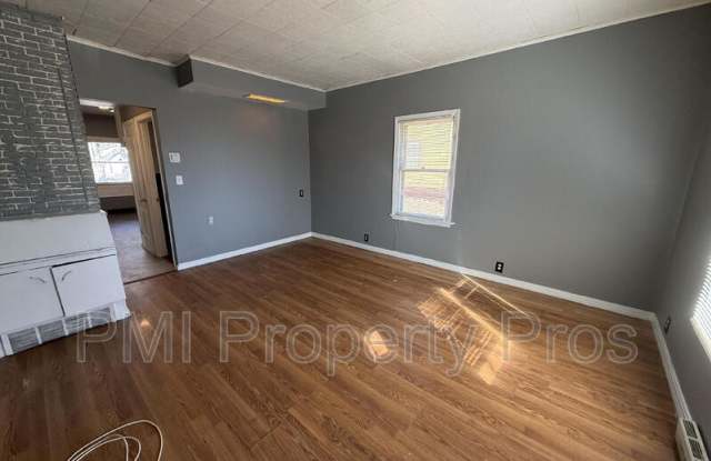 1114 West Keefe Avenue