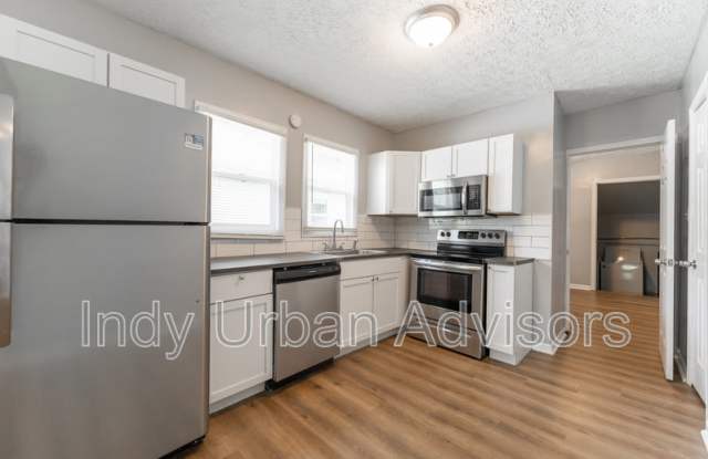 1919 Houston Street -