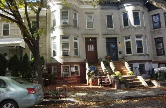 14 Bay Ridge Place