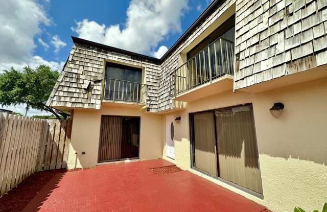 246 Lake Arbor Drive