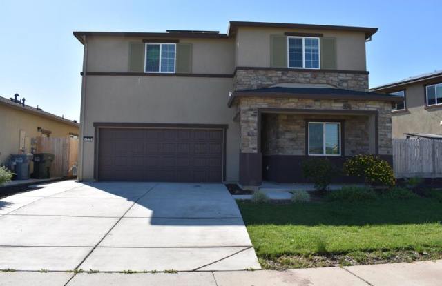 4273 Freemark Avenue - 4273 Freemark Avenue, Merced, CA 95348