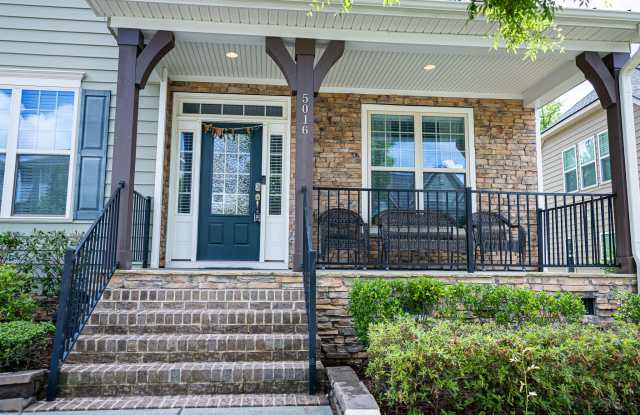5016 Trembath Lane