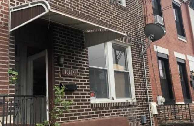 Photo of 1319 S 22ND Street unit: 2