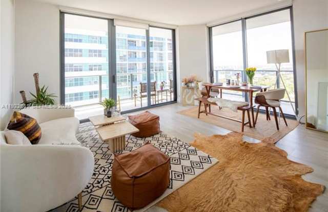 121 NE 34th St unit 2701 (A11922981)