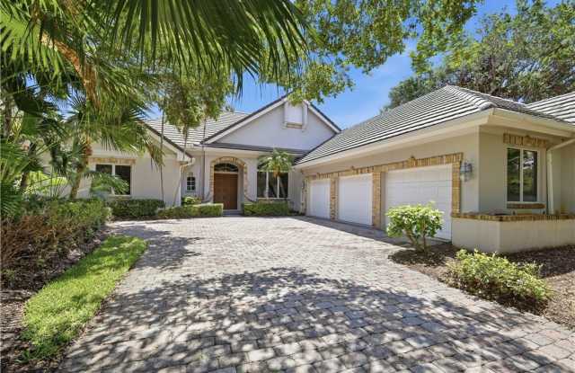 140 N White Jewel Court