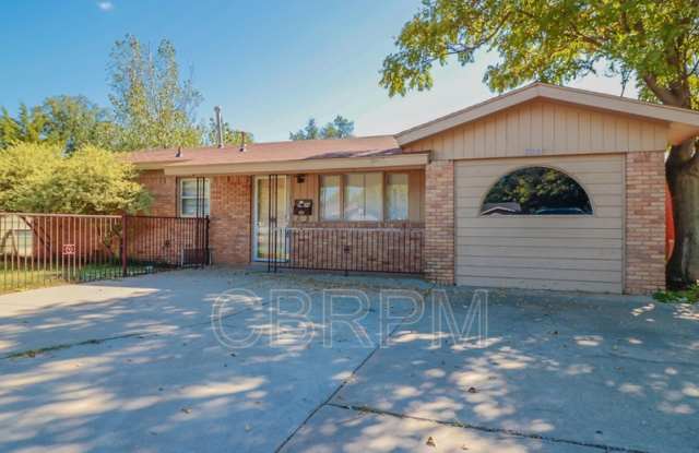 Photo of 2005 43rd Street