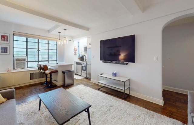 140 East 40th Street