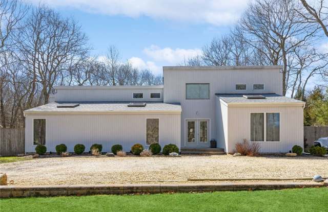 32 Wildflower Road