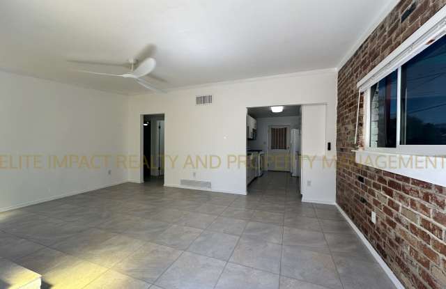 1643 North Sonoita Avenue