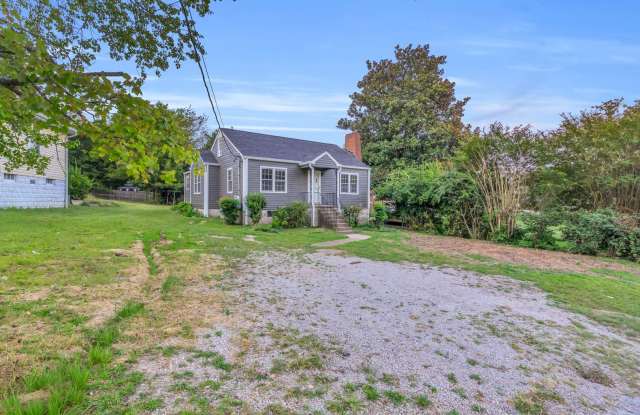 3 bedroom East Ridge Home!