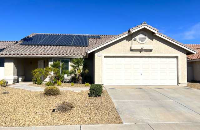 3 bedroom, 2 bathroom home located in Henderson, NV!