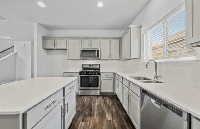 Saddle Creek 8128 Daisy Cutter Xing