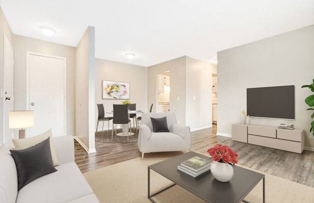 Forest Meadows Apartments – Pet-Friendly with In-Unit Washer/Dryer Hookups in Forest Park, OH