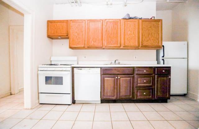 2035 West Wellington