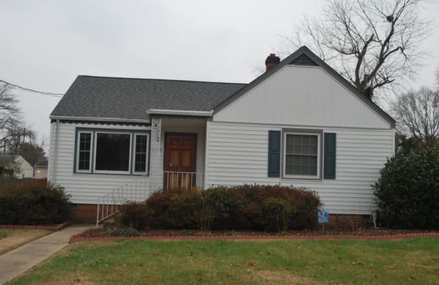 2913 Lincoln Ave - 2913 Lincoln Avenue, Lakeside, VA 23228