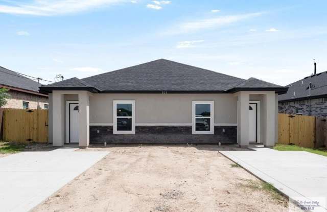 Photo of 905 W MATZ AVE.