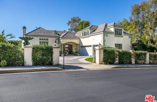 2267 Weybridge Ln - 2267 Weybridge Lane, Los Angeles, CA 90077