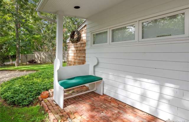 197 Hog Creek Road