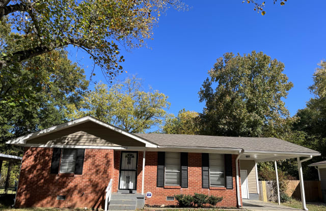 3166 Beauchamp Dr - 3166 Beauchamp Drive, Memphis, TN 38118