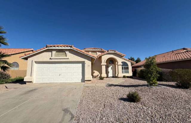 6924 East Lakeview Avenue