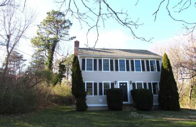 27 Sachem Drive - 27 Sachem Drive, Sagamore, MA 02562