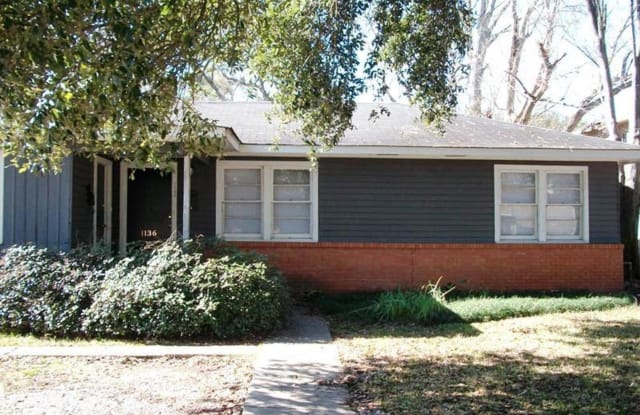 1136 W. Chimes St. - 1136 West Chimes Street, Baton Rouge, LA 70802