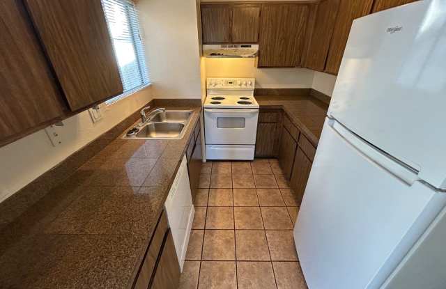 Photo of BRIGHT 2-BEDROOM CONDO NEAR LAS VEGAS LIVING