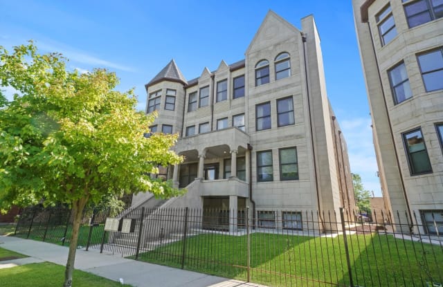 3982 S Ellis Avenue - 3982 South Ellis Avenue, Chicago, IL 60653