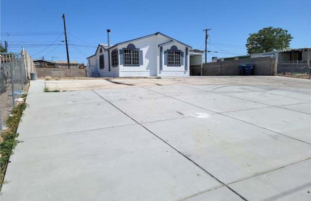 6216 Bryce Canyon Avenue