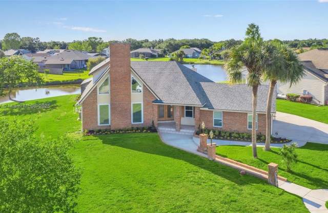 Photo of 1785 Lisa Lane