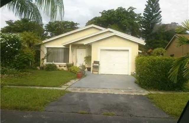 4040 NW 93rd Ave - 4040 Northwest 93rd Avenue, Sunrise, FL 33351