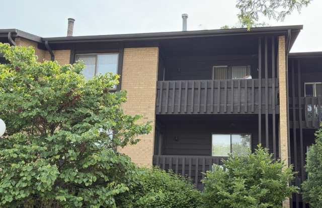 6105 KNOLL VALLEY Drive