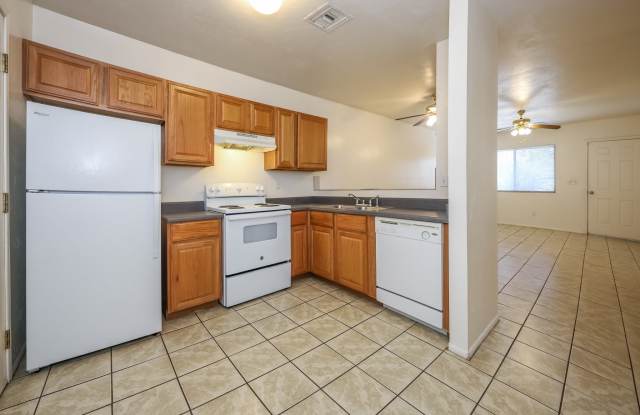2635 North Fontana Avenue - 2