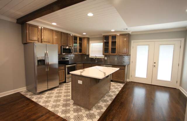 Luxury 4 Bedroom Home Available for Fall 2026!