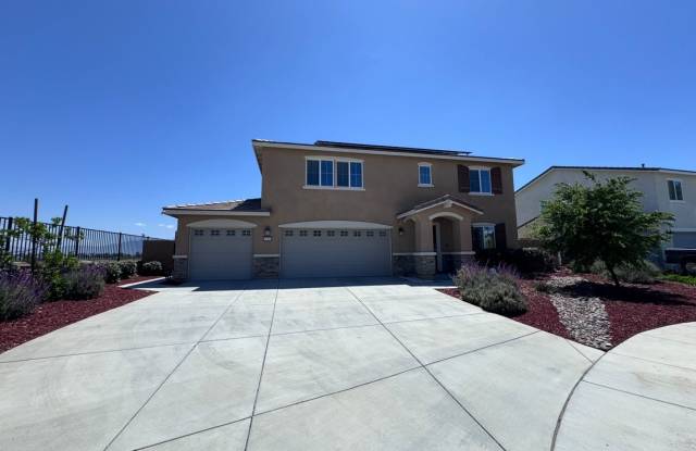 Beautiful, Almost New 4 Bedroom Home for Rent - 29330 Cavalry Circle, Winchester, CA 92596