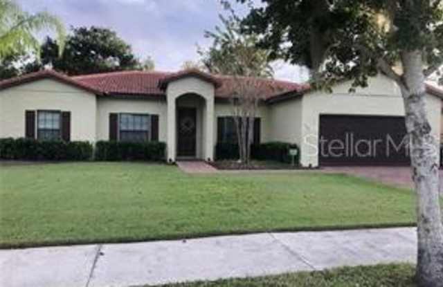 112 VERDE WAY