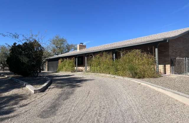 7825 E Camino Perdido