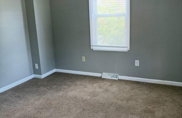 4 Bedroom, 2 Bathroom House