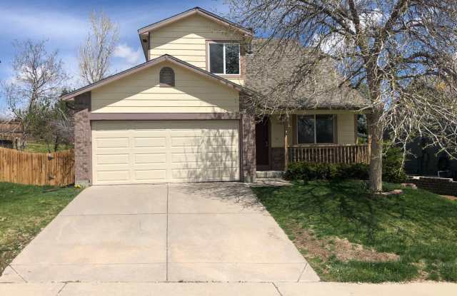 Updated 2 Bedroom w/ a Loft, 2 story