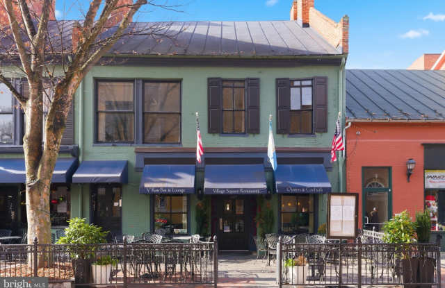 105 N LOUDOUN Street
