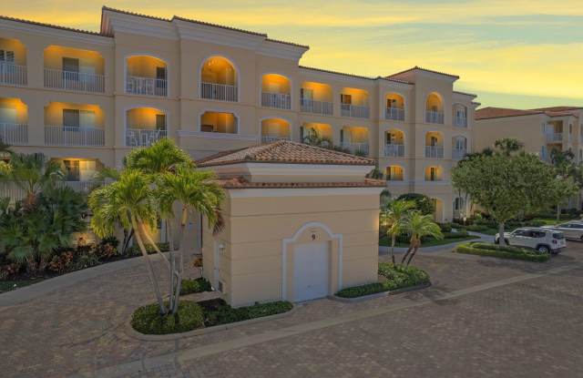 9 Harbour Isle Drive E